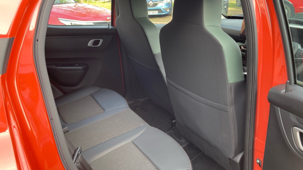 Dacia Spring 27kWh Extreme 65 48kW 5dr Auto Electric Hatchback - Image 23