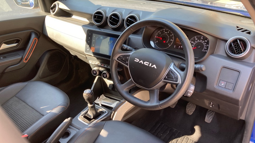 Dacia Duster 1.0 TCe 90 Extreme SE 5dr Petrol Estate - Image 11