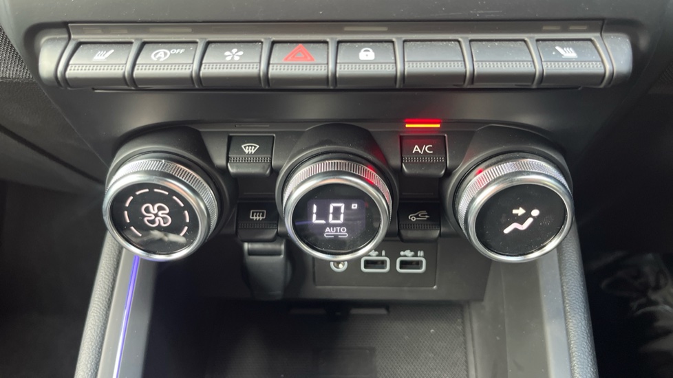 Renault Clio 1.0 TCe 90 Techno Esprit Alpine 5dr Petrol Hatchback - Image 24