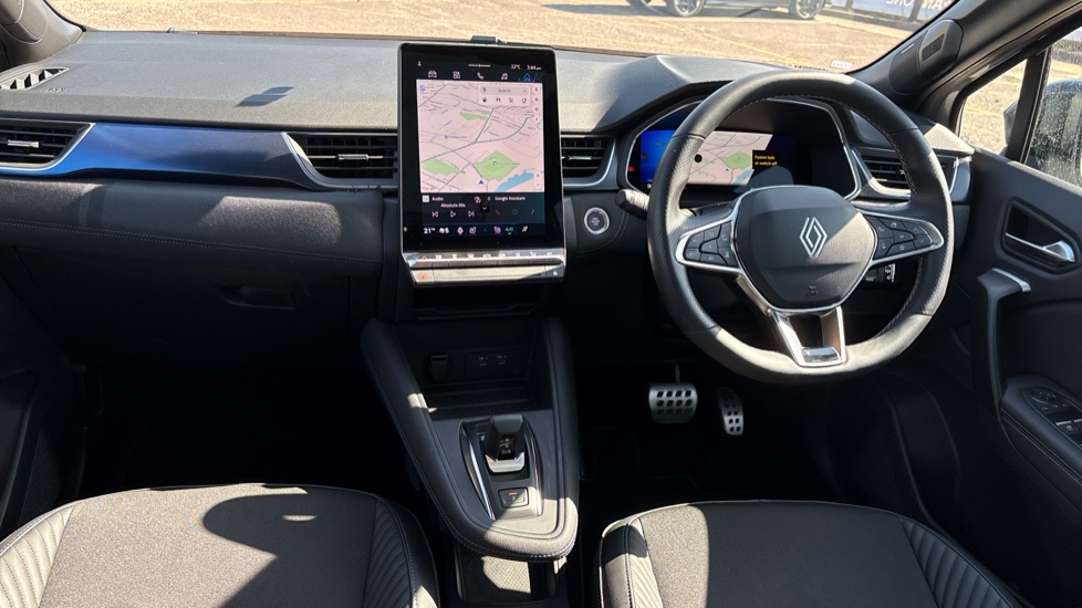 Renault Symbioz 1.8 E-Tech FHEV 160 Iconic Esprit Alpine 5dr Auto Hybrid Estate - Image 10