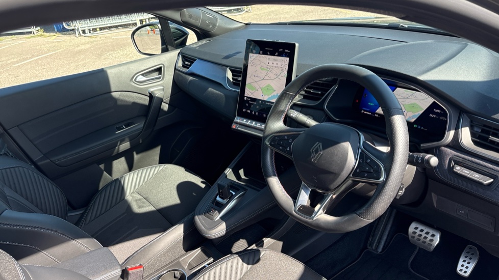Renault Symbioz 1.8 E-Tech FHEV 160 Iconic Esprit Alpine 5dr Auto Hybrid Estate - Image 11