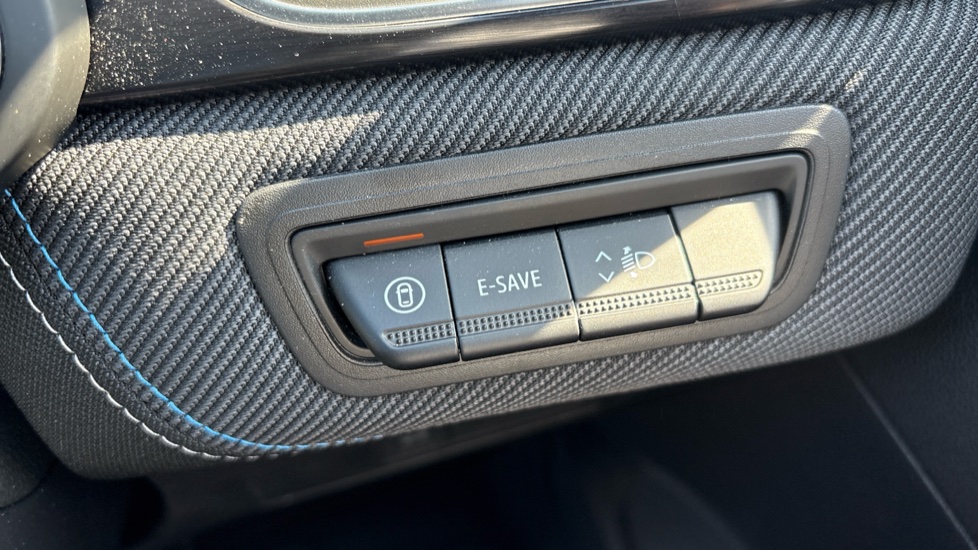 Renault Symbioz 1.8 E-Tech FHEV 160 Iconic Esprit Alpine 5dr Auto Hybrid Estate - Image 27