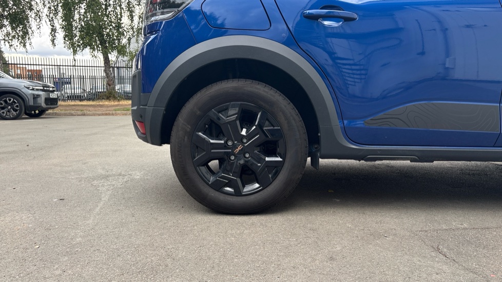 Dacia Sandero Stepway 1.0 TCe Extreme 5dr Petrol Hatchback - Image 7