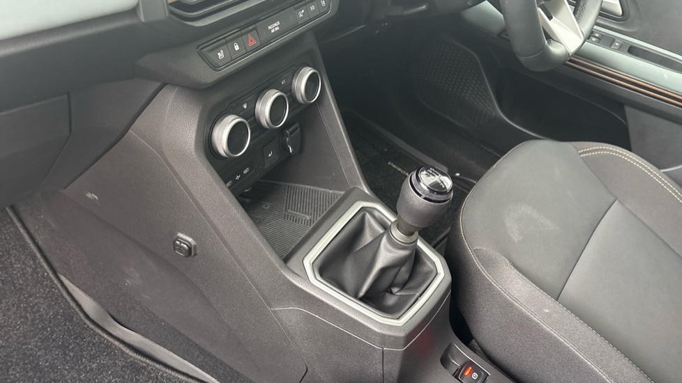Dacia Sandero Stepway 1.0 TCe Extreme 5dr Petrol Hatchback - Image 13
