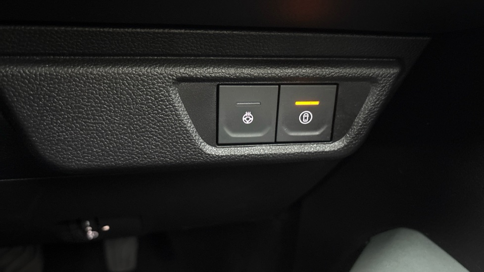 Dacia Sandero Stepway 1.0 TCe Extreme 5dr Petrol Hatchback - Image 25