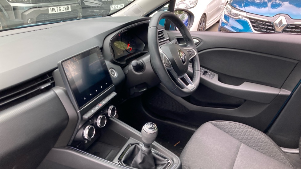 Renault Clio 1.0 TCe 90 Iconic Edition 5dr Petrol Hatchback - Image 9