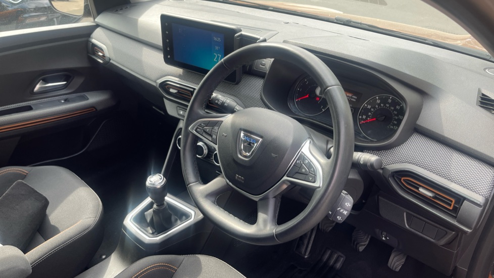 Dacia Sandero Stepway 1.0 TCe Prestige 5dr Petrol Hatchback - Image 11