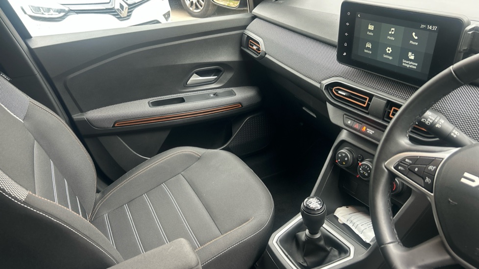Dacia Sandero Stepway 1.0 TCe Expression 5dr Petrol Hatchback - Image 14