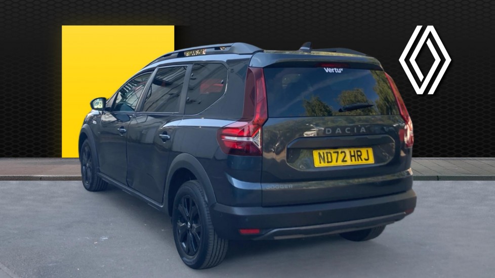 Dacia Jogger 1.0 TCe Extreme SE 5dr Petrol Estate - Image 2