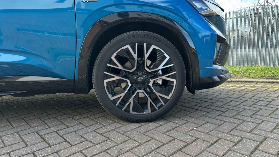 Renault Austral E-Tech Full Hybrid Techno Esprit Alpine 5dr Auto Hybrid Estate - Image 8