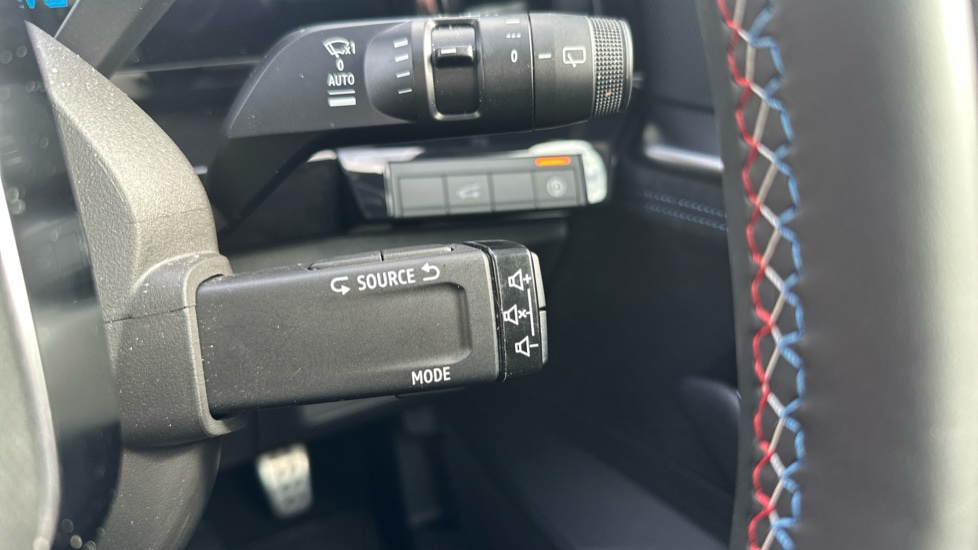 Renault Austral E-Tech Full Hybrid Techno Esprit Alpine 5dr Auto Hybrid Estate - Image 20