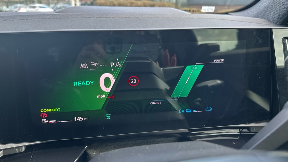 Renault Austral E-Tech Full Hybrid Techno Esprit Alpine 5dr Auto Hybrid Estate - Image 30