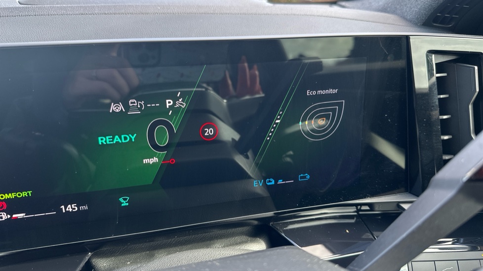 Renault Austral E-Tech Full Hybrid Techno Esprit Alpine 5dr Auto Hybrid Estate - Image 32