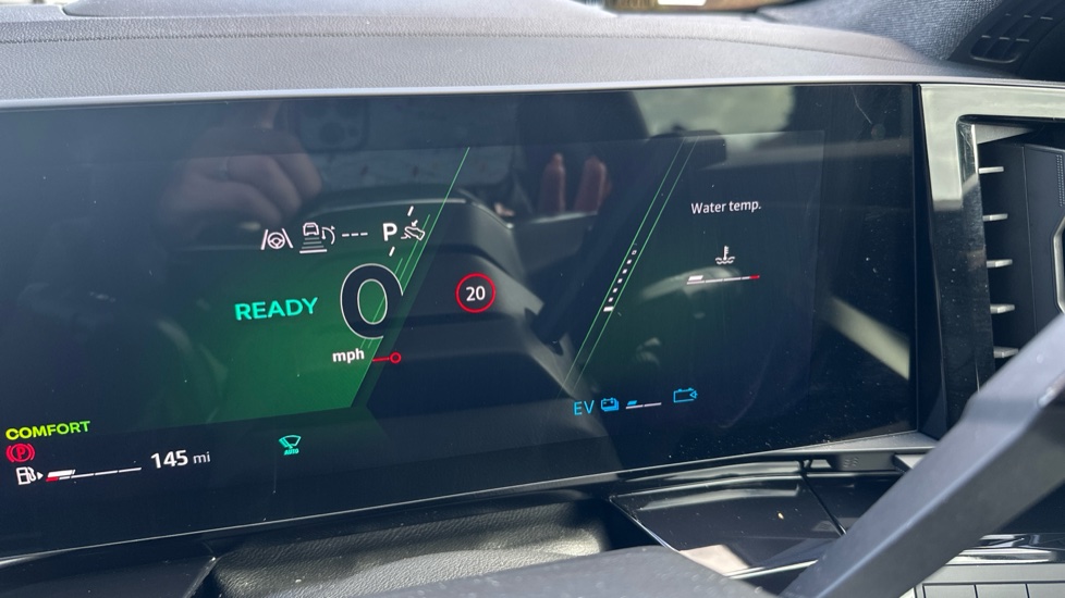 Renault Austral E-Tech Full Hybrid Techno Esprit Alpine 5dr Auto Hybrid Estate - Image 36