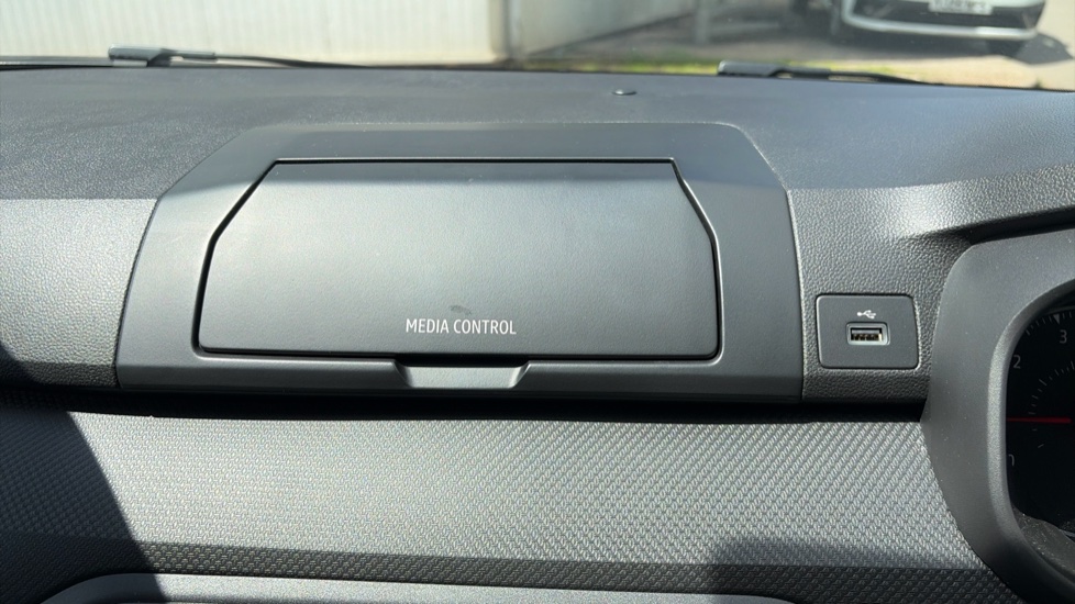 Dacia Sandero 1.0 Tce Essential 5dr Petrol Hatchback - Image 30