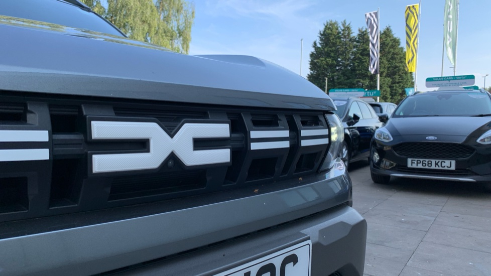 Dacia Duster 1.2 TCe 130 Journey 5dr Petrol Estate - Image 24
