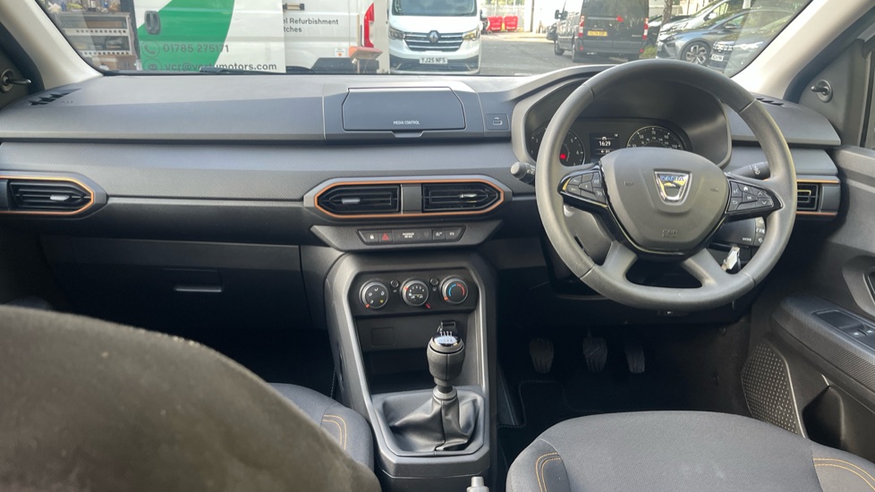 Dacia Sandero Stepway 1.0 TCe Essential 5dr Petrol Hatchback - Image 10