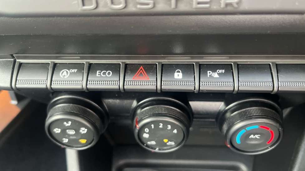 Dacia Duster 1.0 TCe 90 Comfort 5dr Petrol Estate - Image 26