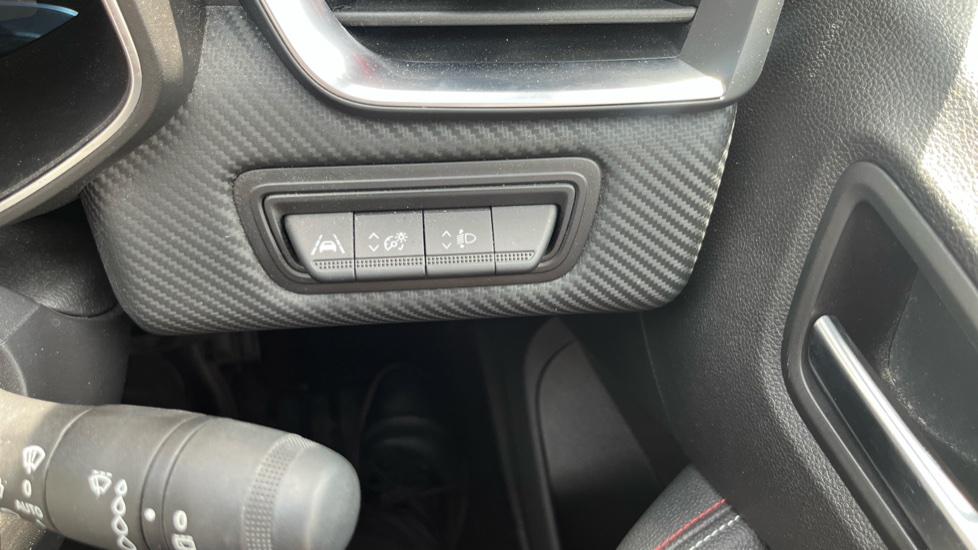 Renault Clio 1.0 TCe 90 RS Line 5dr Petrol Hatchback - Image 36