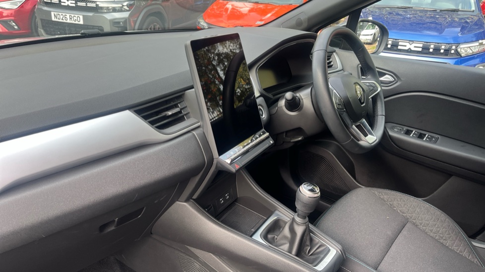 Renault Captur 1.0 TCE 90 Evolution 5dr Petrol Hatchback - Image 9