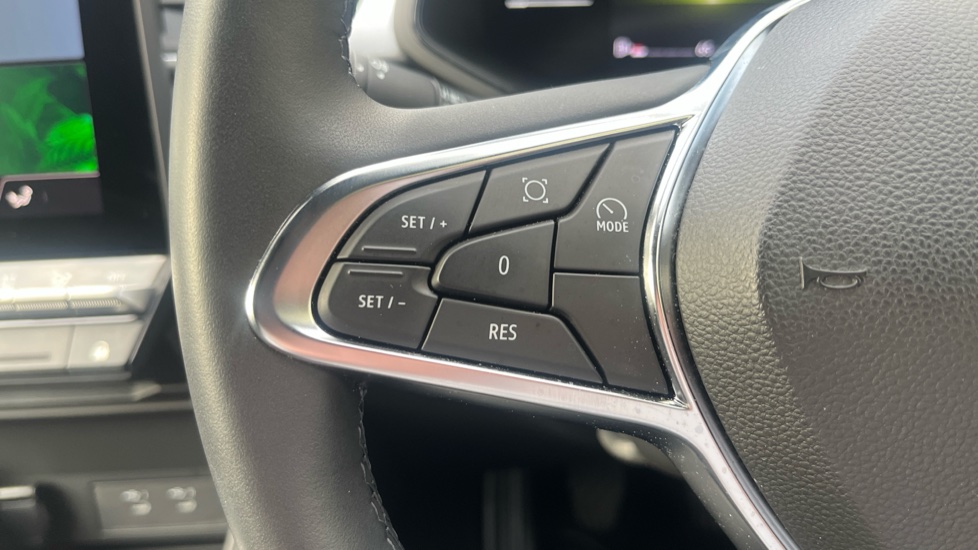 Renault Captur 1.0 TCE 90 Evolution 5dr Petrol Hatchback - Image 29
