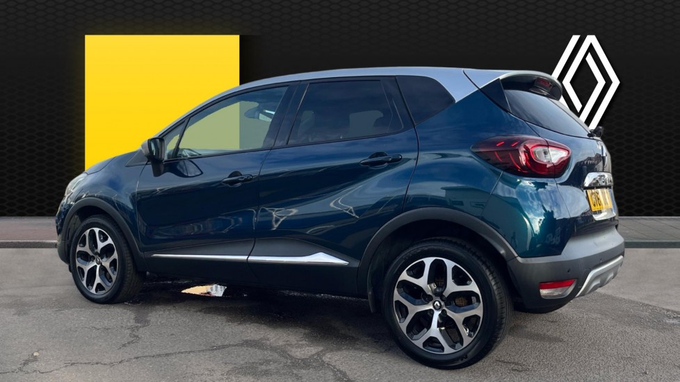 Renault Captur 1.2 TCE 120 Signature X Nav 5dr EDC Petrol Hatchback - Image 2