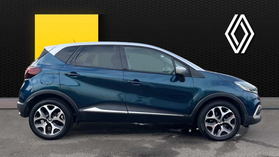 Renault Captur 1.2 TCE 120 Signature X Nav 5dr EDC Petrol Hatchback - Image 5
