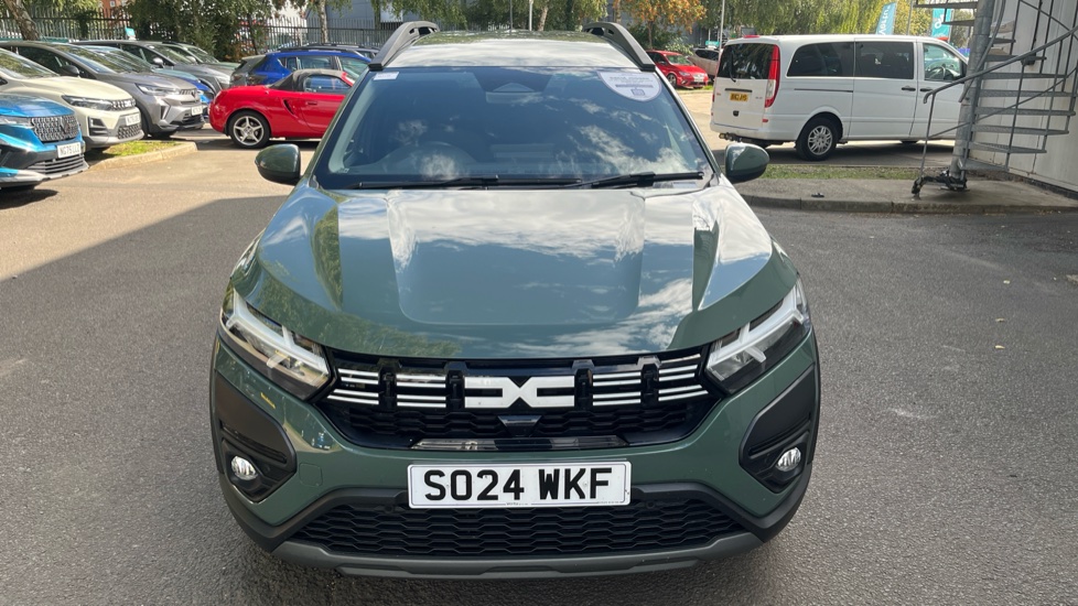 Dacia Jogger 1.6 HEV Expression 5dr Auto Hybrid Estate - Image 8