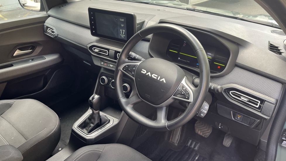 Dacia Jogger 1.6 HEV Expression 5dr Auto Hybrid Estate - Image 11