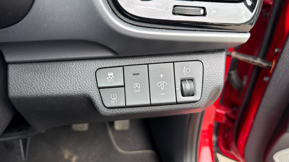 Kia Stonic 1.0T GDi 48V Connect 5dr Petrol Estate - Image 24