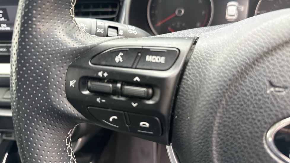 Kia Stonic 1.0T GDi 48V Connect 5dr Petrol Estate - Image 26