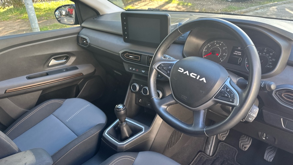 Dacia Sandero Stepway 1.0 TCe Extreme 5dr Petrol Hatchback - Image 11
