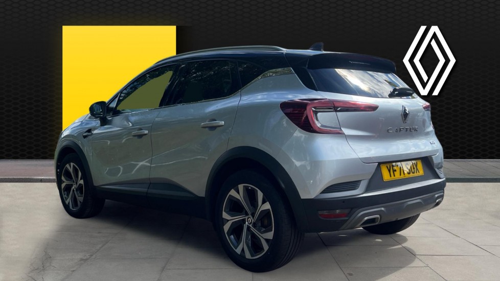 Renault Captur 1.3 Mild hybrid 140 R.S. Line 5dr Petrol Hatchback - Image 2