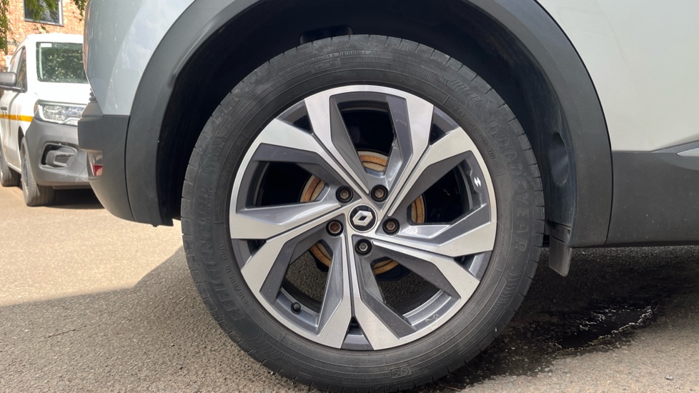 Renault Captur 1.3 Mild hybrid 140 R.S. Line 5dr Petrol Hatchback - Image 7