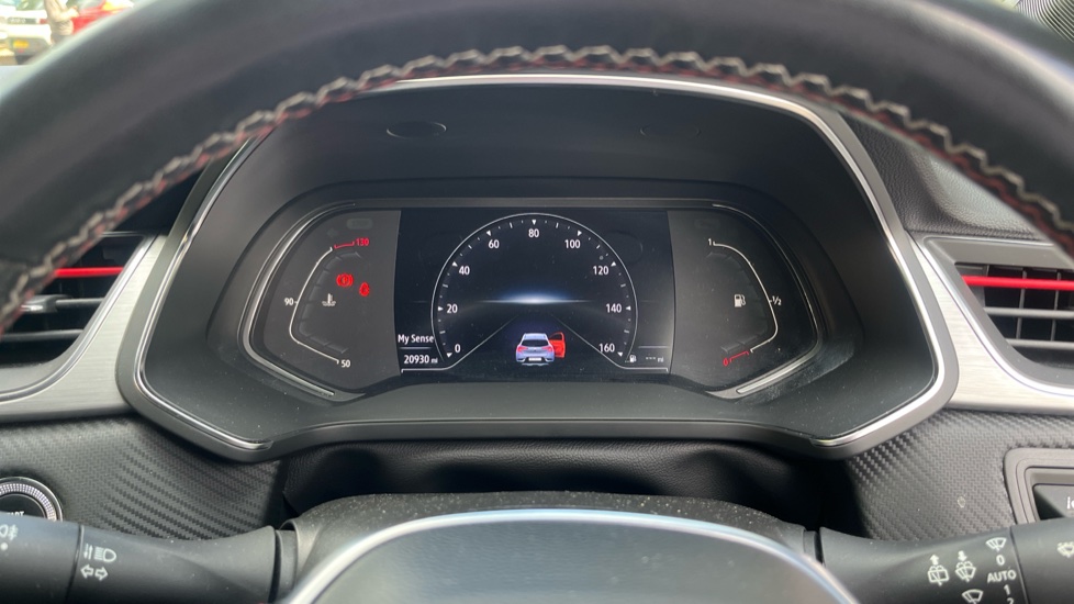 Renault Captur 1.3 Mild hybrid 140 R.S. Line 5dr Petrol Hatchback - Image 18