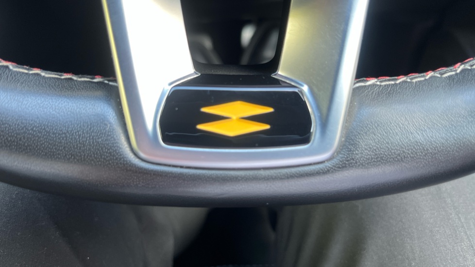 Renault Captur 1.3 Mild hybrid 140 R.S. Line 5dr Petrol Hatchback - Image 35