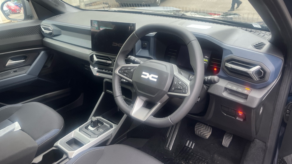 Dacia Bigster 1.8 Hybrid 155 Expression 5dr Auto Hybrid Estate - Image 11