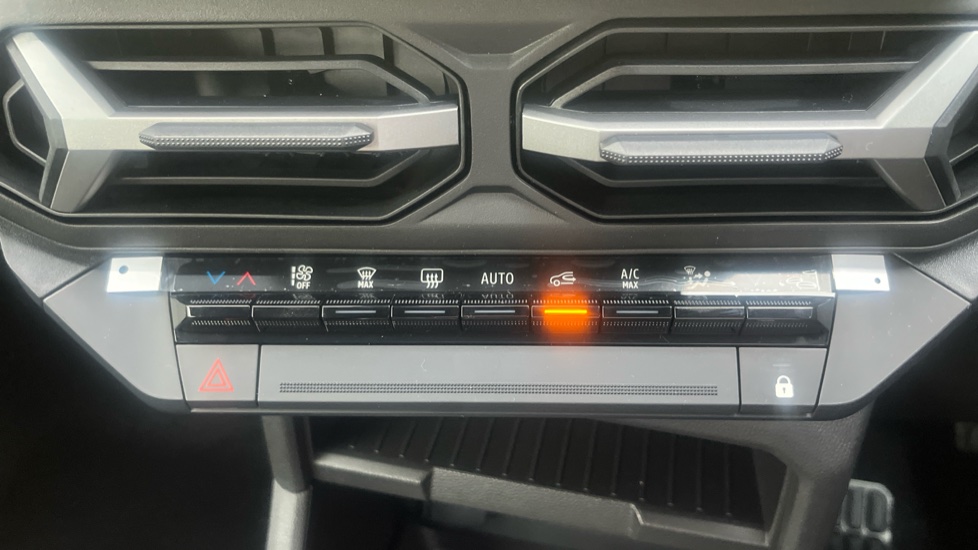 Dacia Bigster 1.8 Hybrid 155 Expression 5dr Auto Hybrid Estate - Image 26
