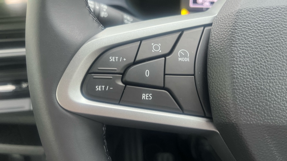 Dacia Bigster 1.8 Hybrid 155 Expression 5dr Auto Hybrid Estate - Image 28
