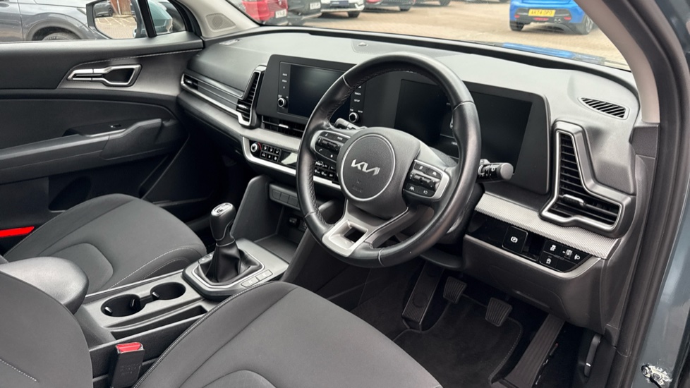 Kia Sportage 1.6T GDi ISG 2 5dr Petrol Estate - Image 11