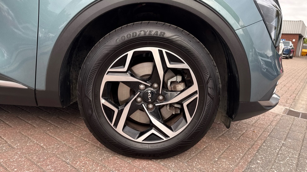 Kia Sportage 1.6T GDi ISG 2 5dr Petrol Estate - Image 23