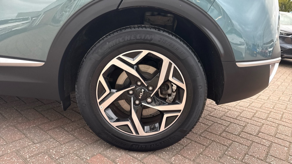 Kia Sportage 1.6T GDi ISG 2 5dr Petrol Estate - Image 25