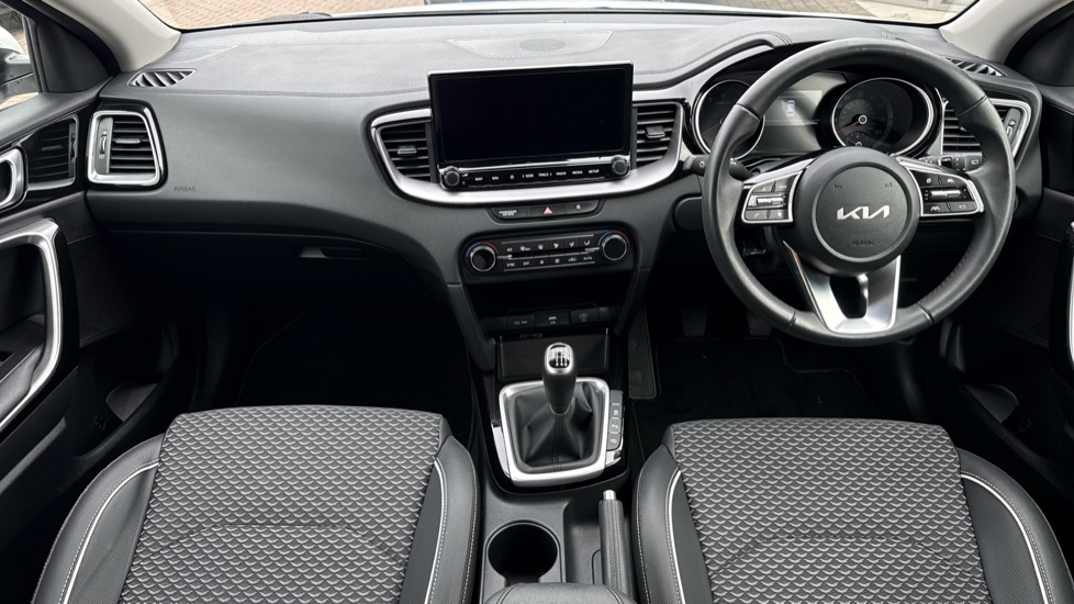 Kia Ceed 1.5T GDi ISG 3 5dr Petrol Hatchback - Image 10