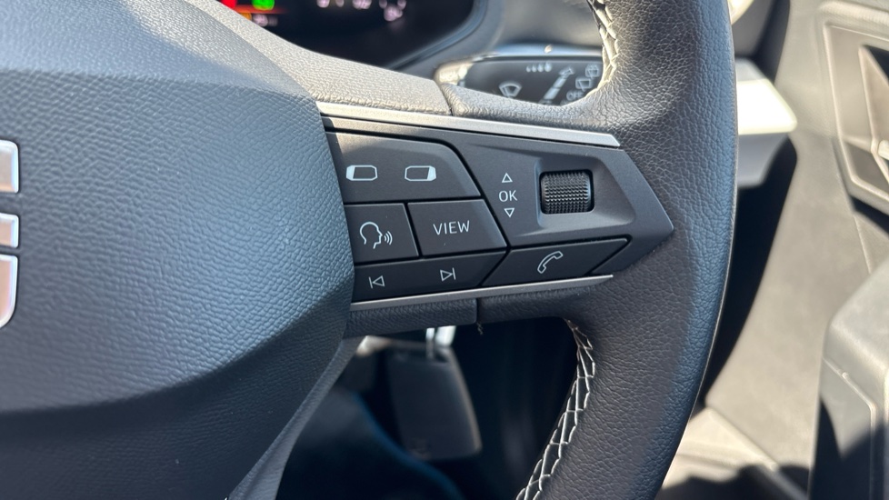 SEAT Arona 1.0 TSI 115 SE Technology 5dr DSG Petrol Hatchback - Image 28