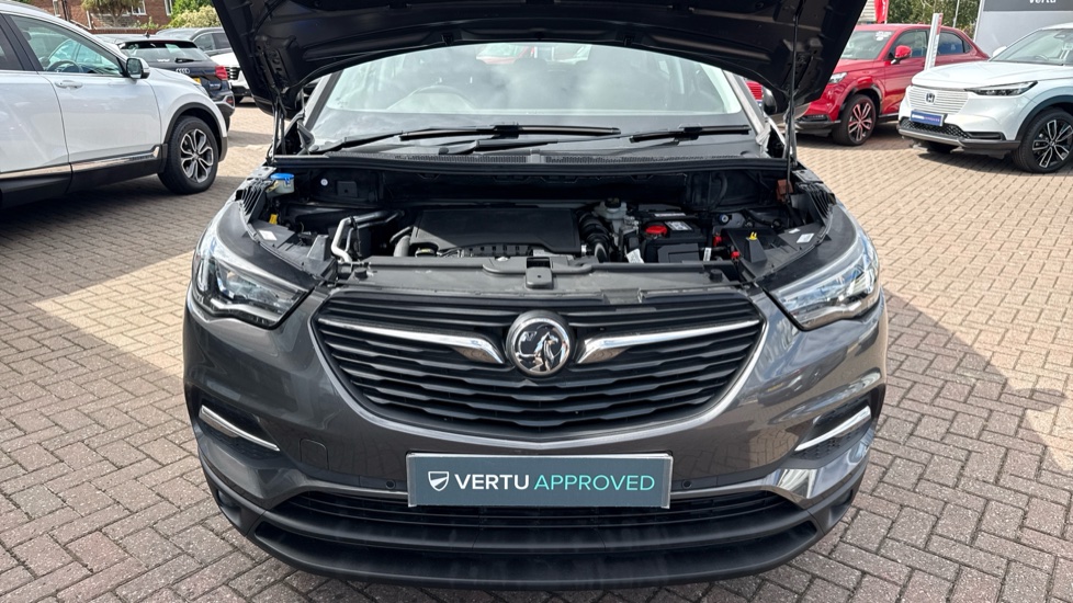 Vauxhall Grandland X 1.2 Turbo SE Premium 5dr Petrol Hatchback - Image 8