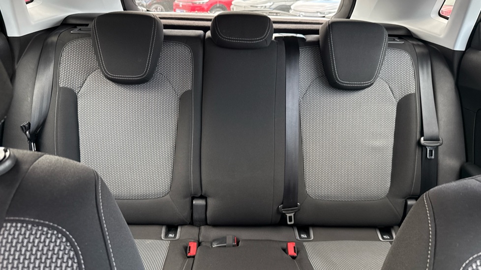 Vauxhall Grandland X 1.2 Turbo SE Premium 5dr Petrol Hatchback - Image 15