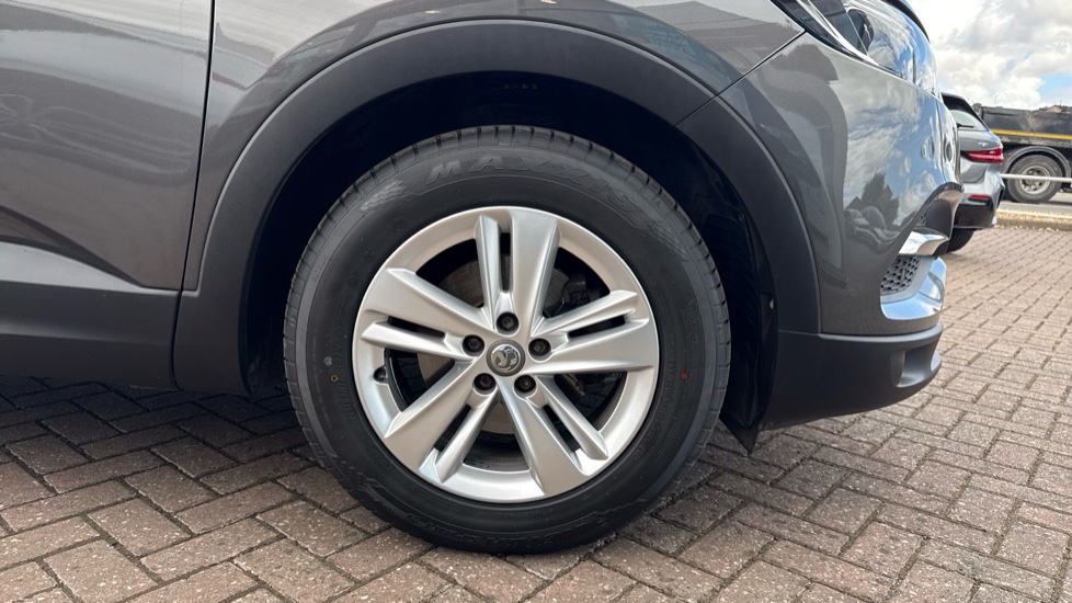 Vauxhall Grandland X 1.2 Turbo SE Premium 5dr Petrol Hatchback - Image 28