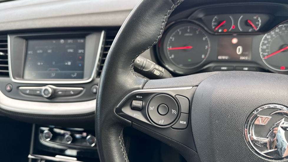 Vauxhall Grandland X 1.2 Turbo SE Premium 5dr Petrol Hatchback - Image 38
