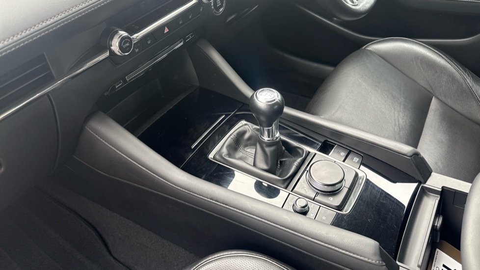 Mazda 3 2.0 Skyactiv-X MHEV GT Sport Tech 4dr Petrol Saloon - Image 13