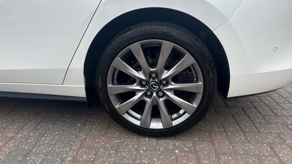 Mazda 3 2.0 Skyactiv-X MHEV GT Sport Tech 4dr Petrol Saloon - Image 21